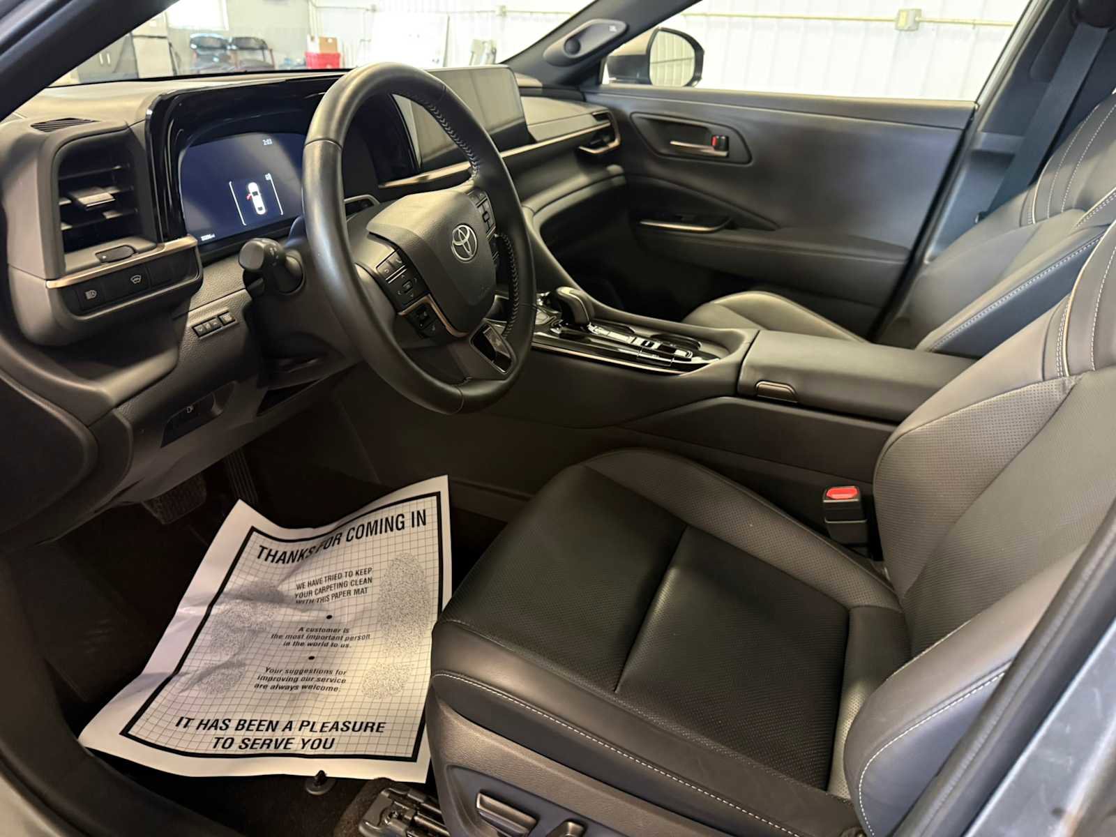 Used 2024 Toyota Crown Limited w/ Advanced Technology Package AWD/4WD image 19