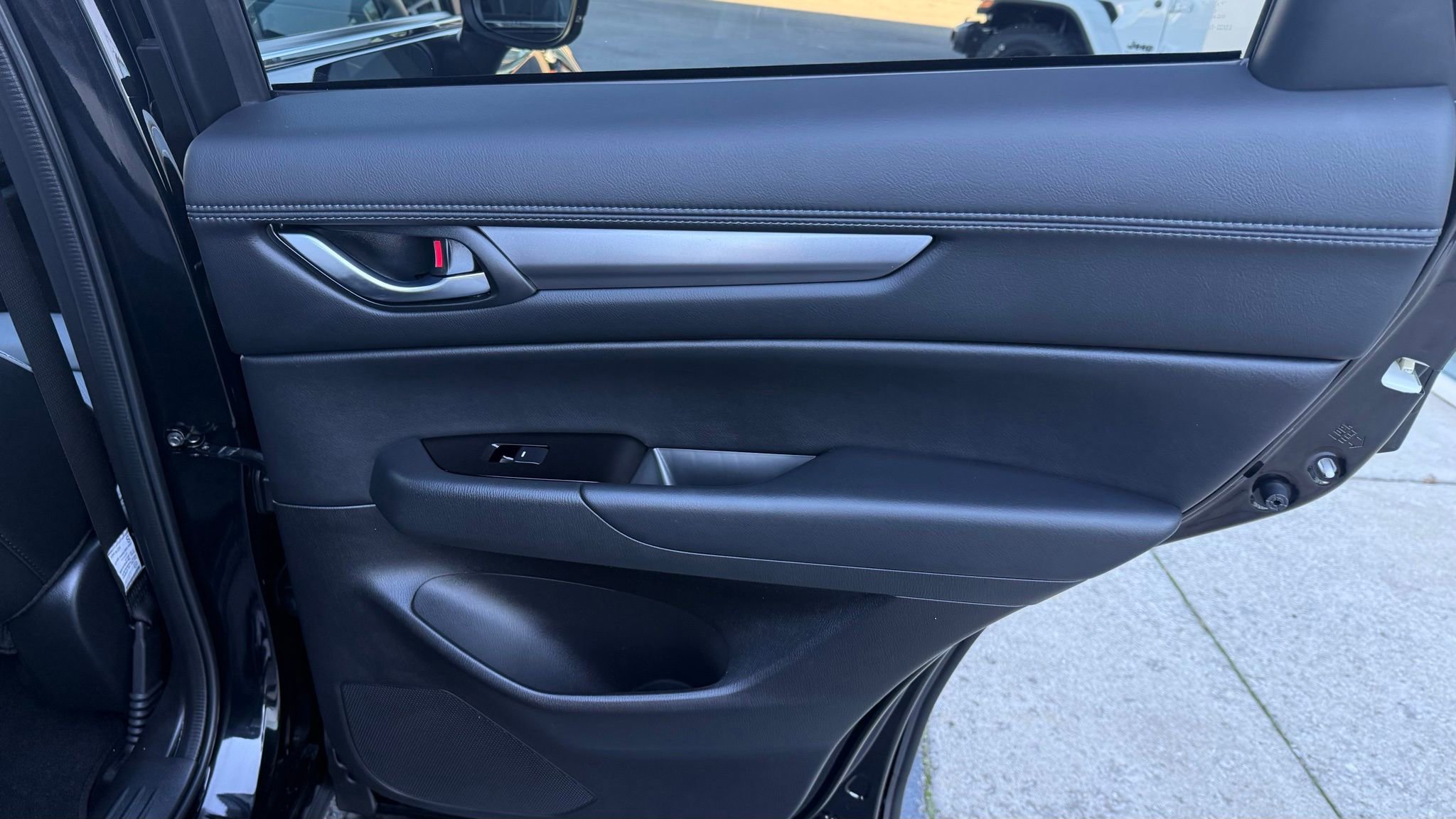 Used 2025 MAZDA CX-5 AWD 2.5 S w/ Preferred Package image 18