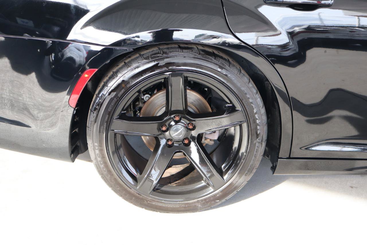 Used 2020 Chrysler 300 S RWD image 5