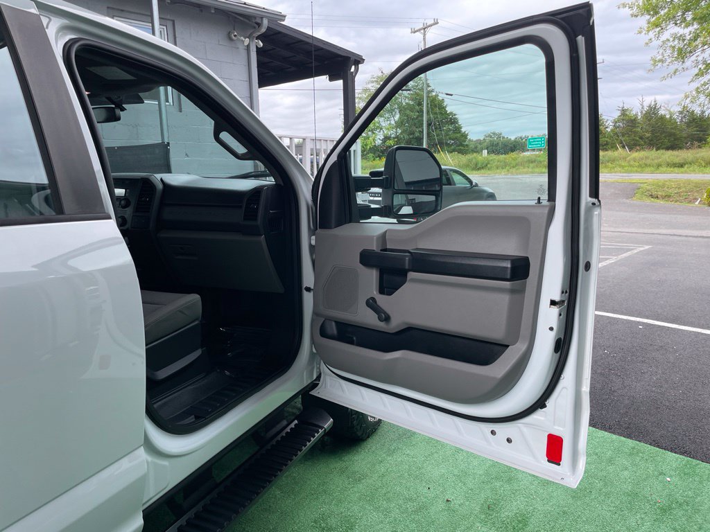 Used 2017 Ford F250 XL AWD/4WD image 33