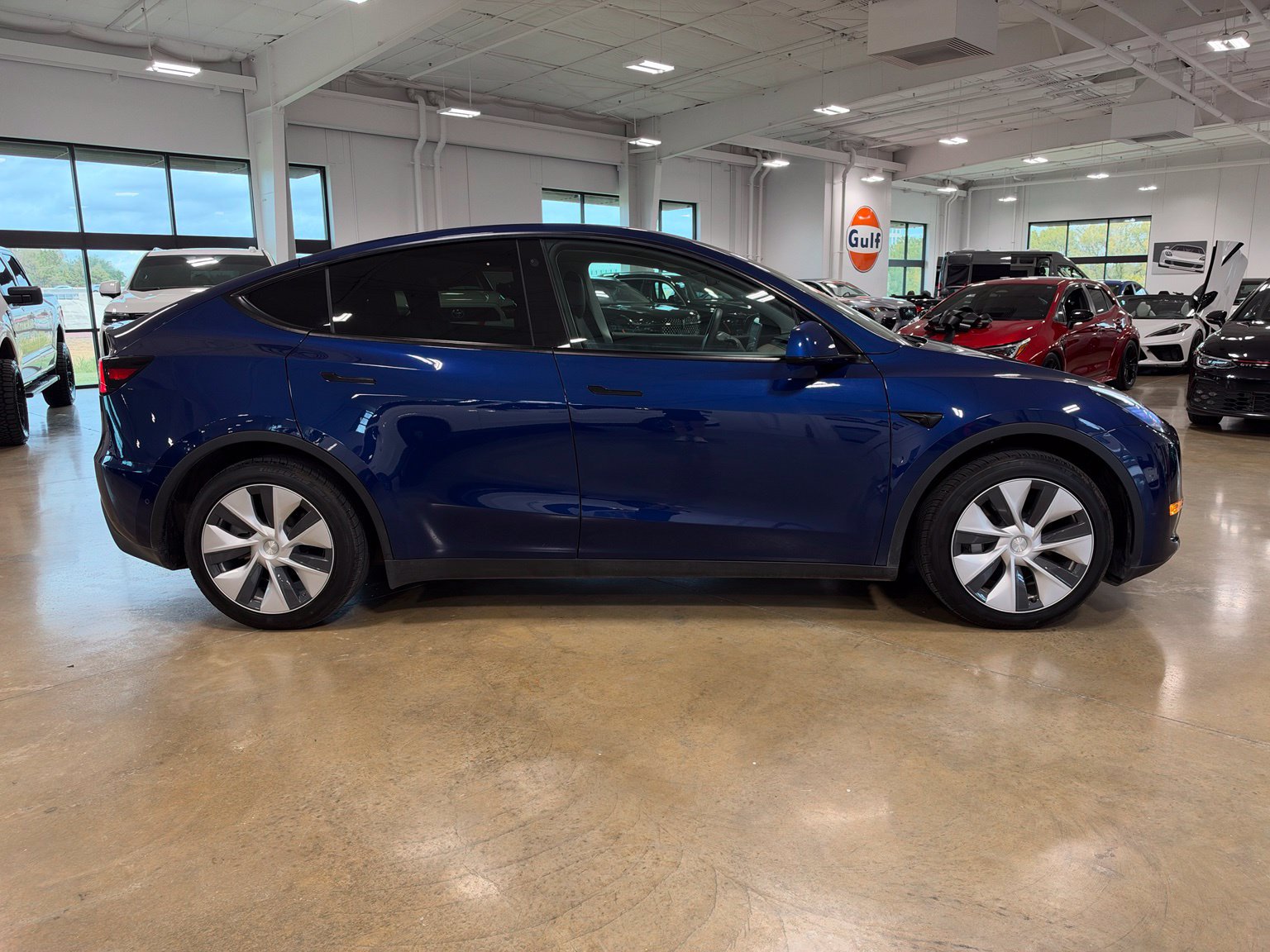 Used 2022 Tesla Model Y Long Range AWD/4WD image 8