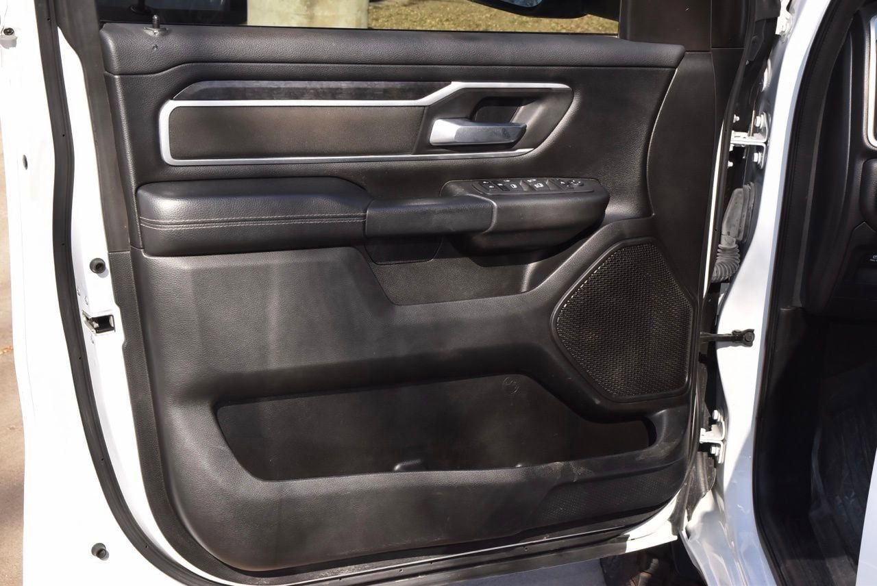 Used 2023 RAM 1500 Big Horn AWD/4WD image 34
