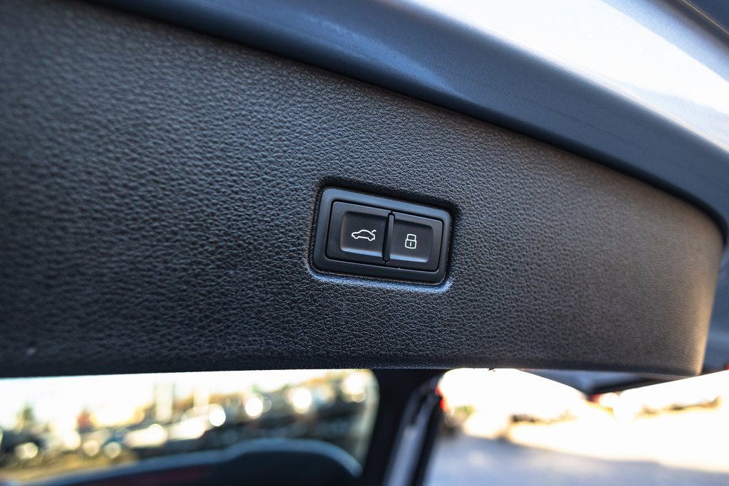 Used 2022 Audi SQ5 Premium Plus image 36