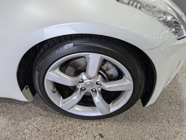Used 2006 Nissan 350Z Enthusiast w/ (K96) Aerodynamics Pkg RWD image 12