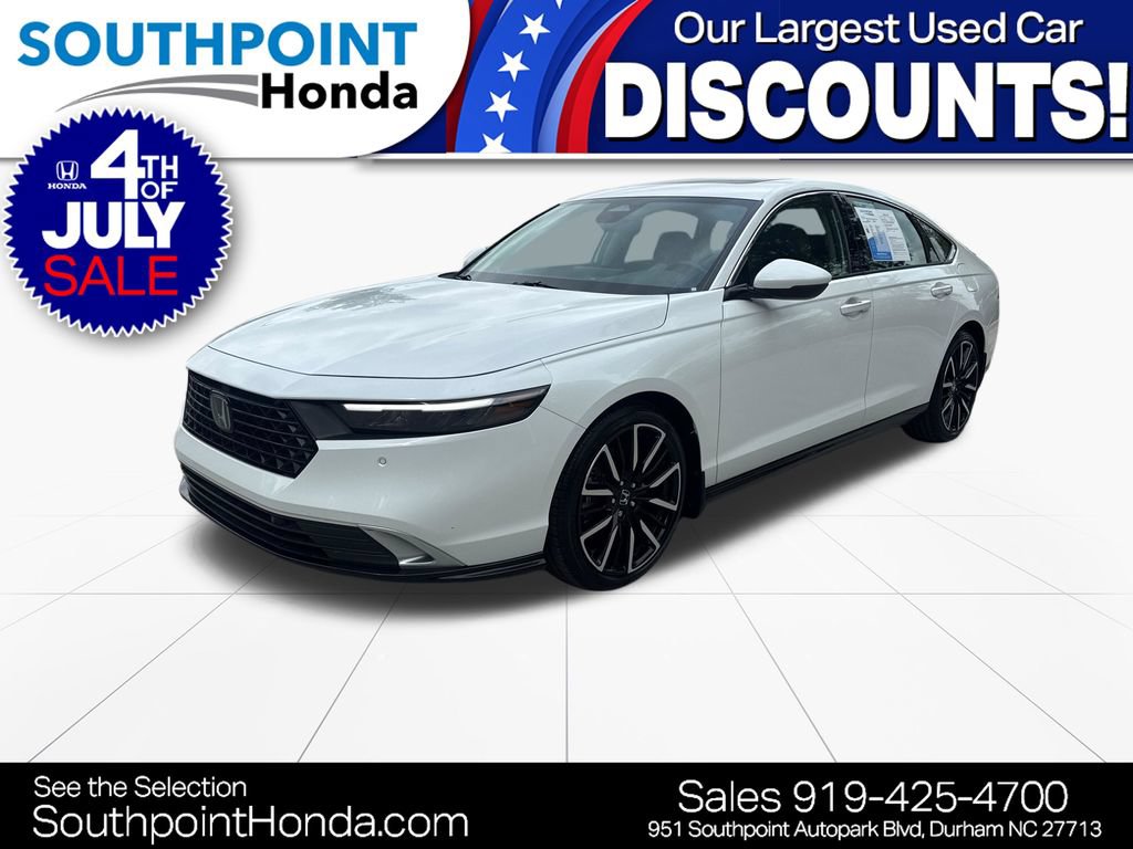 Used 2024 Honda Accord Touring image 3