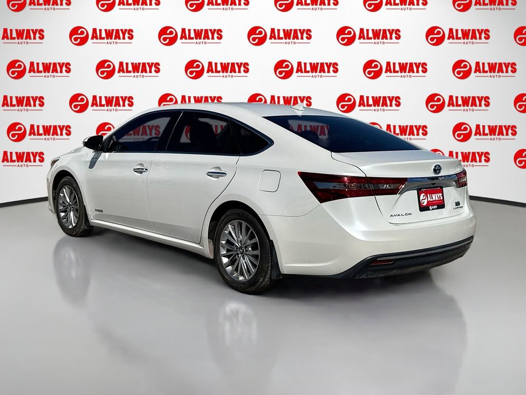 Used 2018 Toyota Avalon Limited image 8