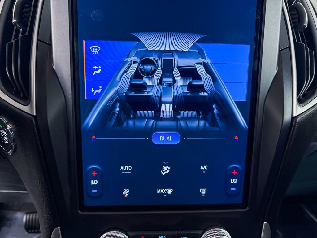 Used 2024 Ford Edge SE image 24