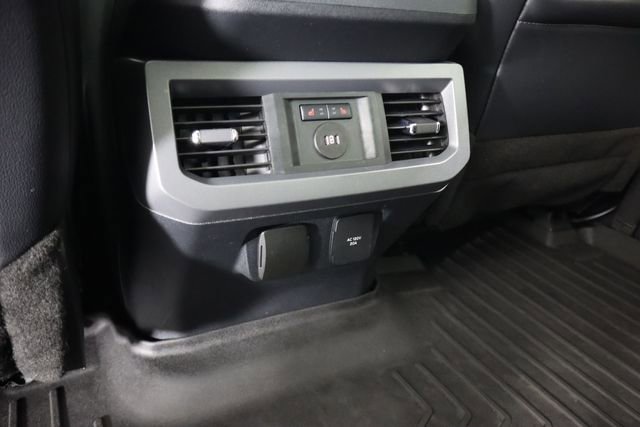 Used 2024 Ford F350 Lariat w/ Lariat Ultimate Package AWD/4WD image 74