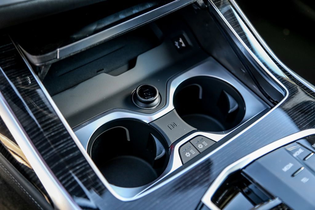 New 2026 BMW X7 M60i image 16