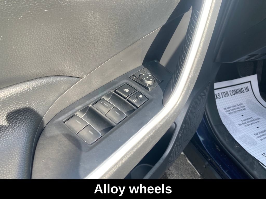 Used 2022 Toyota RAV4 XLE image 14