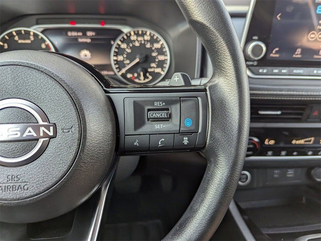 Certified 2023 Nissan Rogue SV image 22