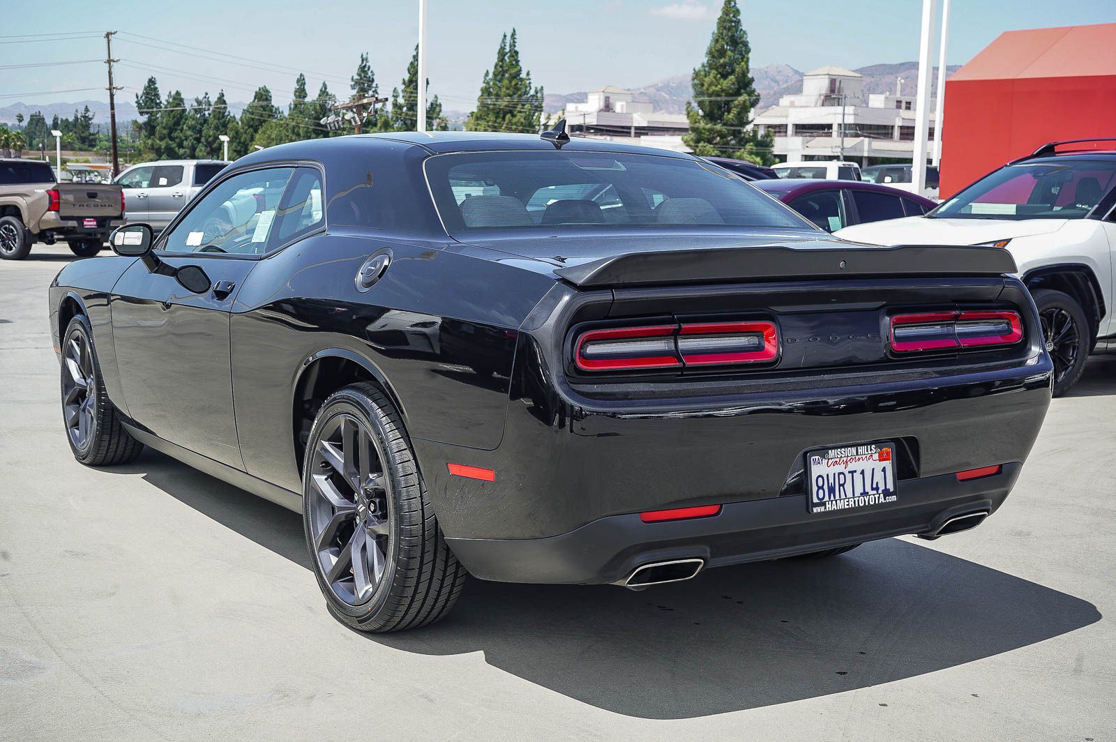 Used 2021 Dodge Challenger SXT w/ Blacktop Package RWD image 5