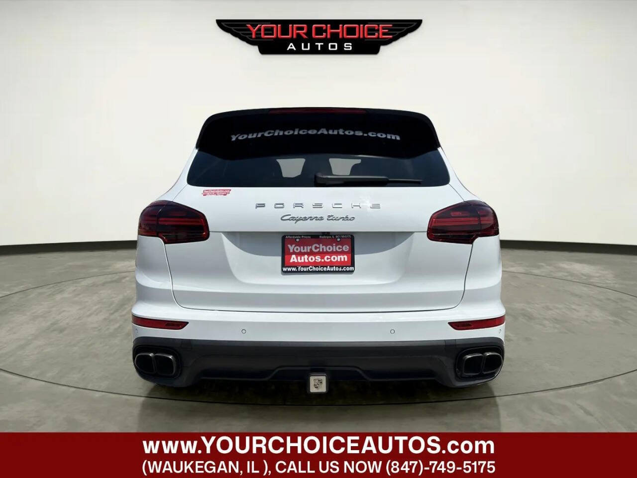 Used 2015 Porsche Cayenne Turbo AWD/4WD image 4