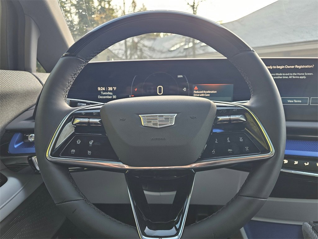 New 2026 Cadillac Optiq Luxury 2 image 23
