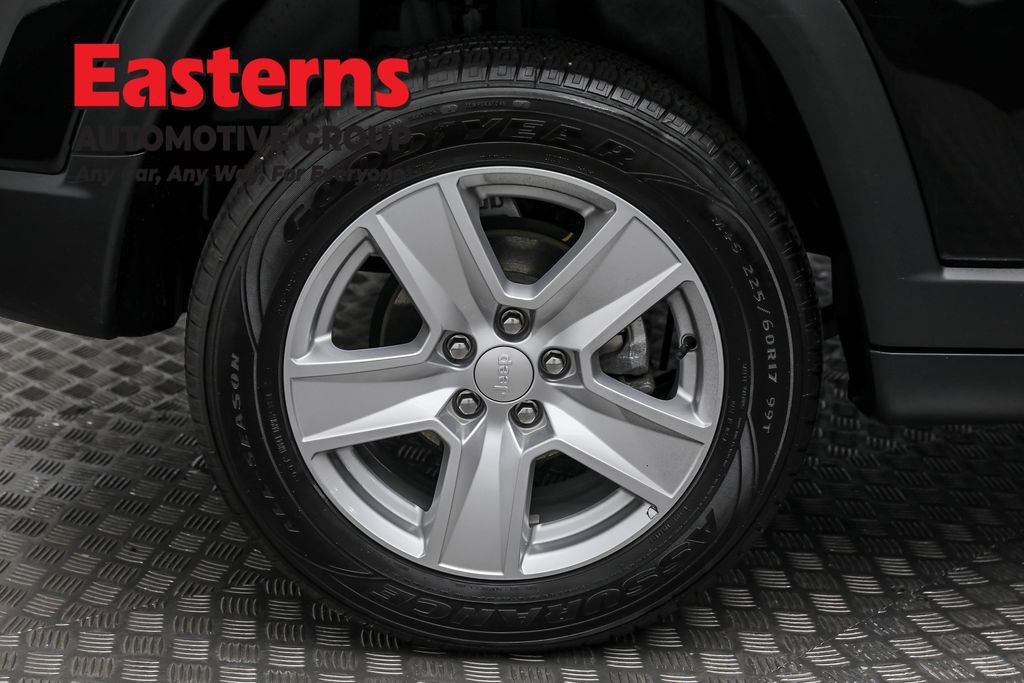 Used 2022 Jeep Compass Latitude w/ Sun and Sound Group image 29