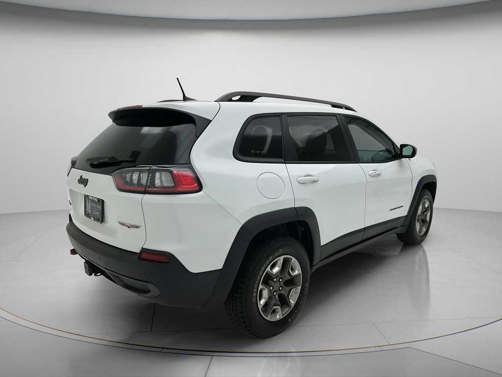 Used 2019 Jeep Cherokee Trailhawk w/ Comfort/Convenience Group AWD/4WD image 5