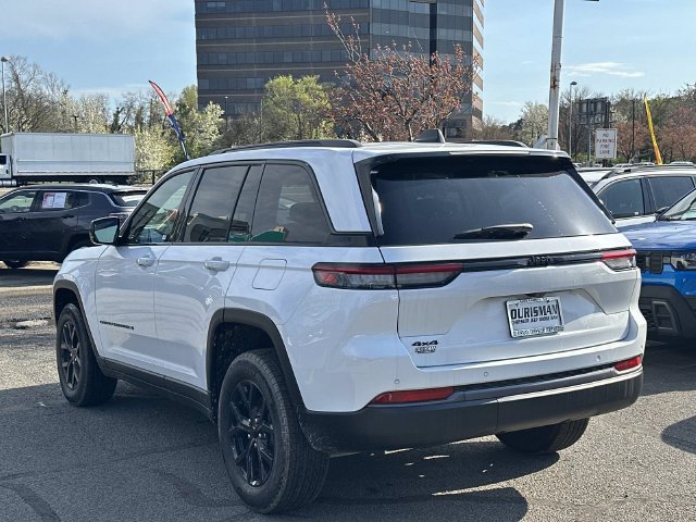 New 2026 Jeep Grand Cherokee Altitude AWD/4WD image 4