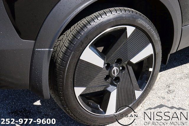 New 2025 Nissan Kicks SR image 7