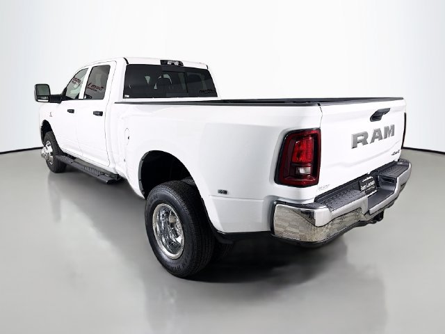 New 2026 RAM 3500 Tradesman AWD/4WD image 5