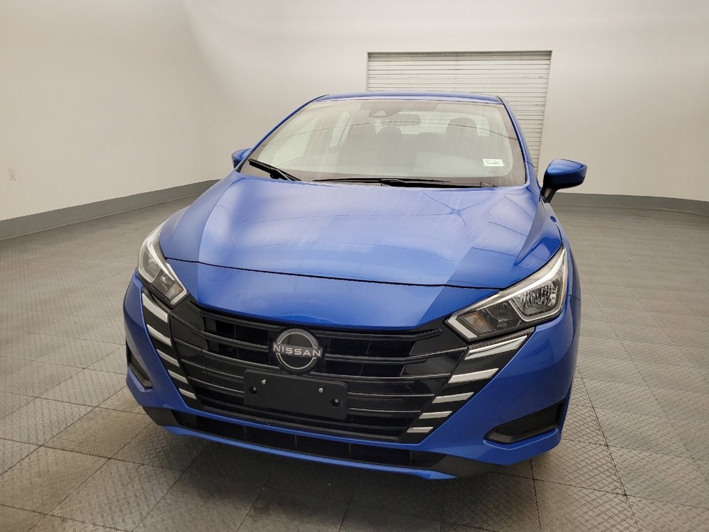 Used 2024 Nissan Versa SV w/ Trunk Package image 14