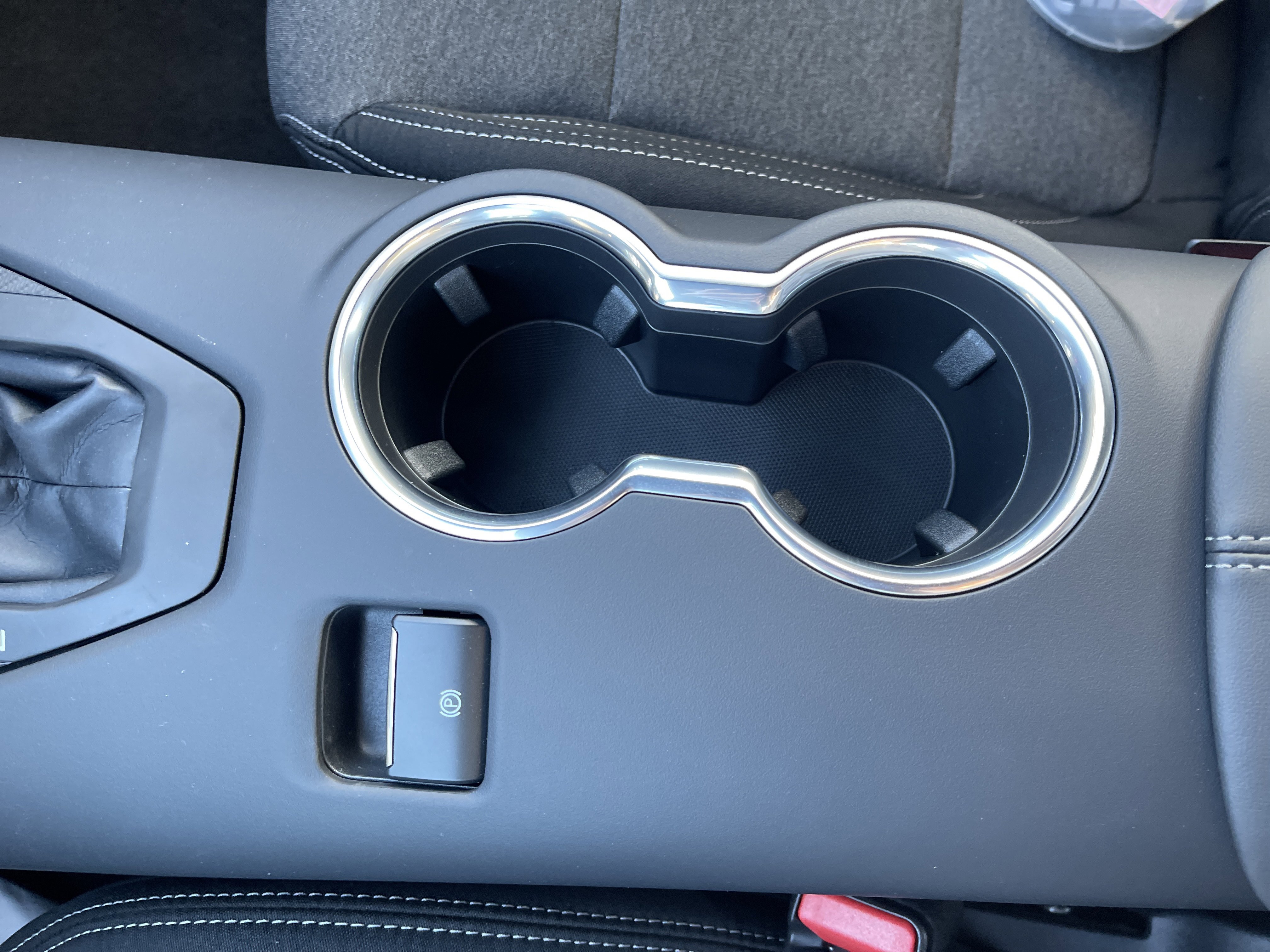 New 2025 Ford Mustang Coupe image 28