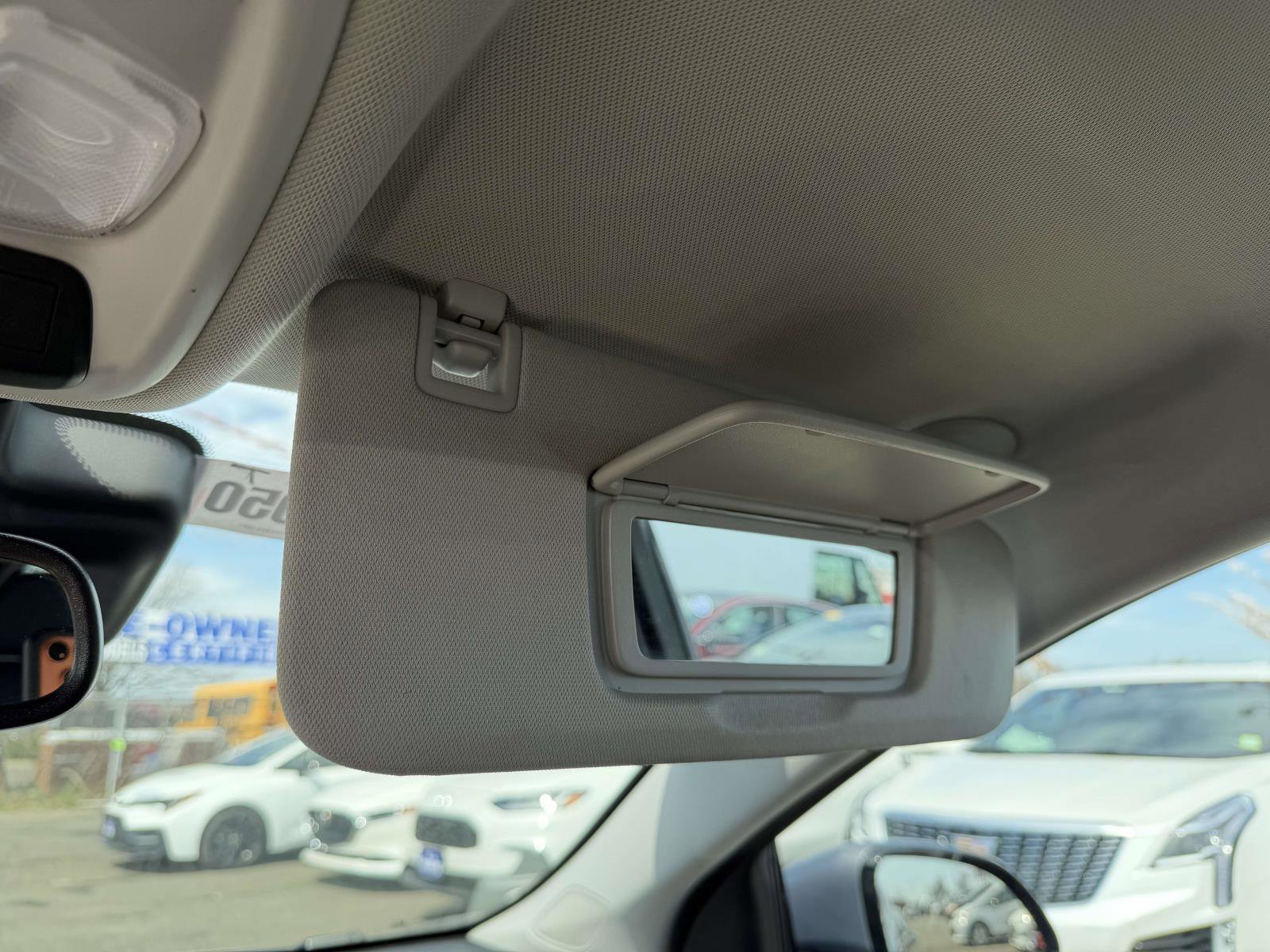 Certified 2022 Chevrolet Bolt EUV LT w/ Convenience Package image 29