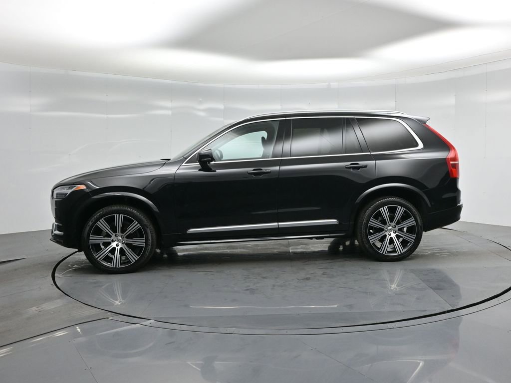 Used 2023 Volvo XC90 B6 Ultimate w/ Protection Package Premier image 28