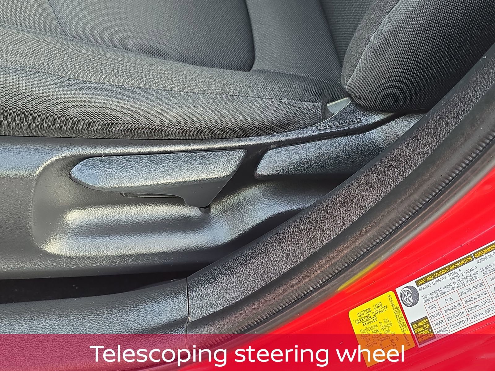 Used 2020 Toyota Corolla LE image 14