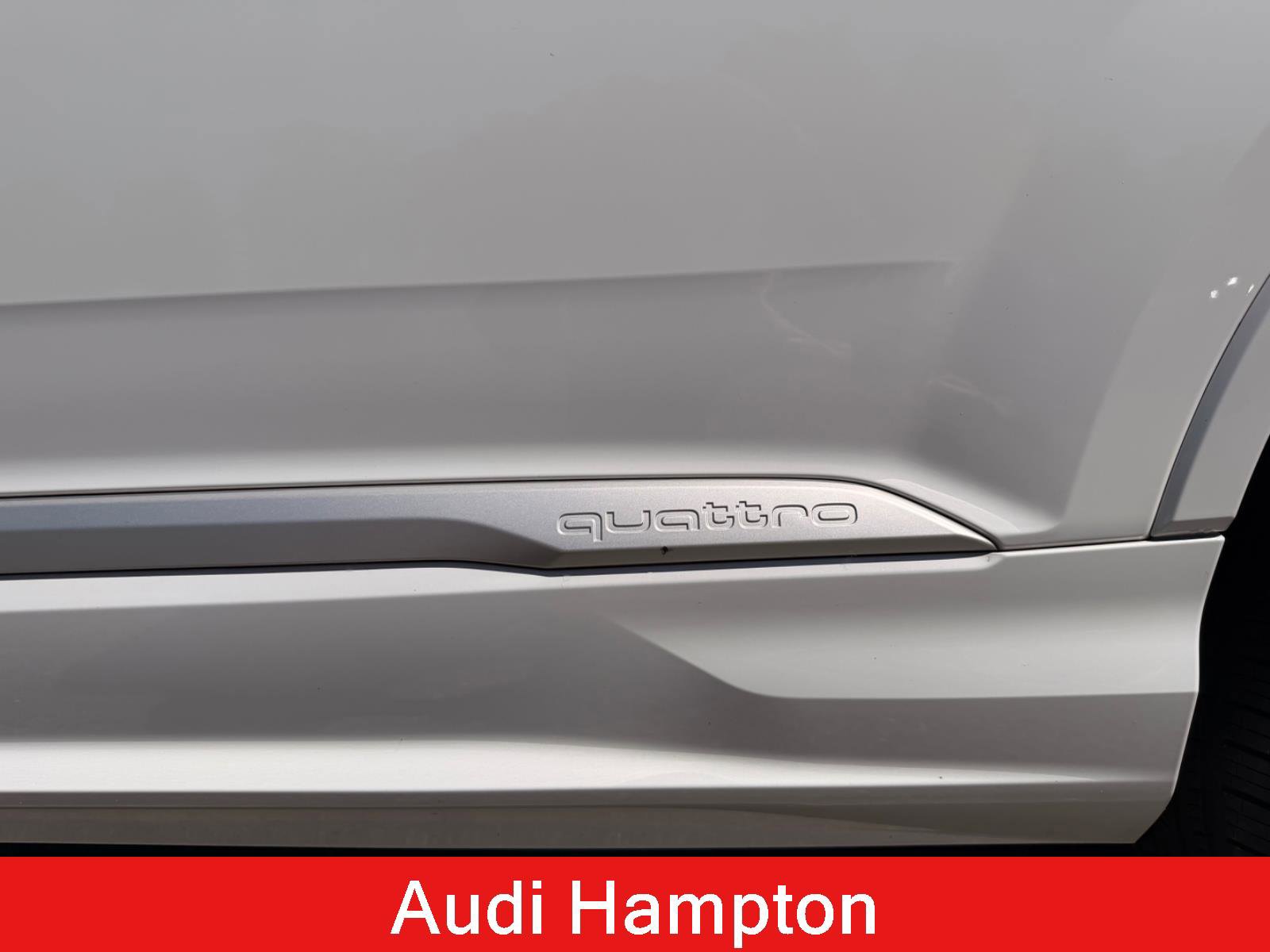 Used 2023 Audi Q7 3.0T Premium Plus w/ Premium Plus Package AWD/4WD image 22