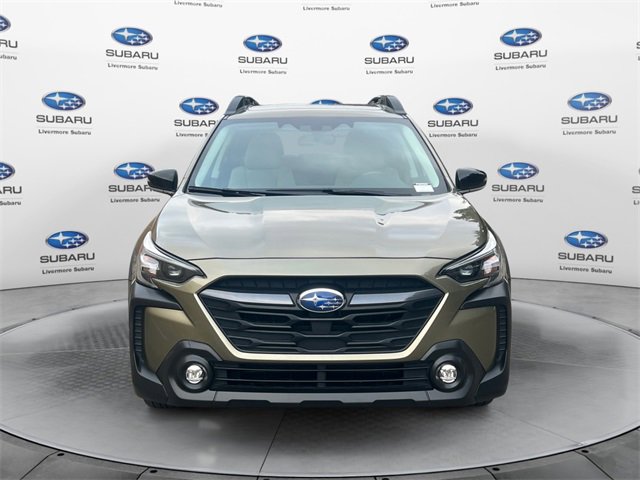 Used 2023 Subaru Outback Premium image 2