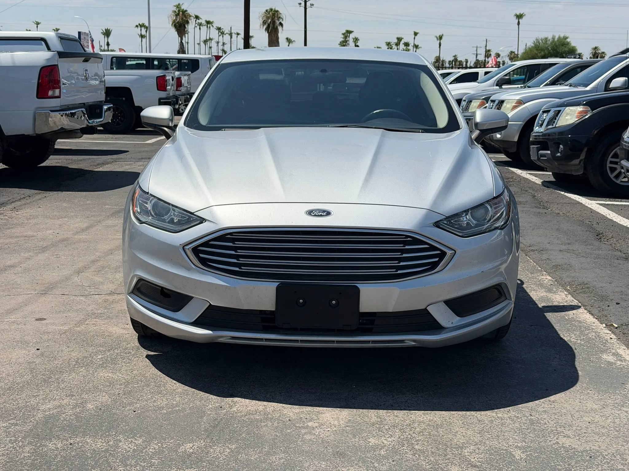 Used 2017 Ford Fusion SE FWD image 16