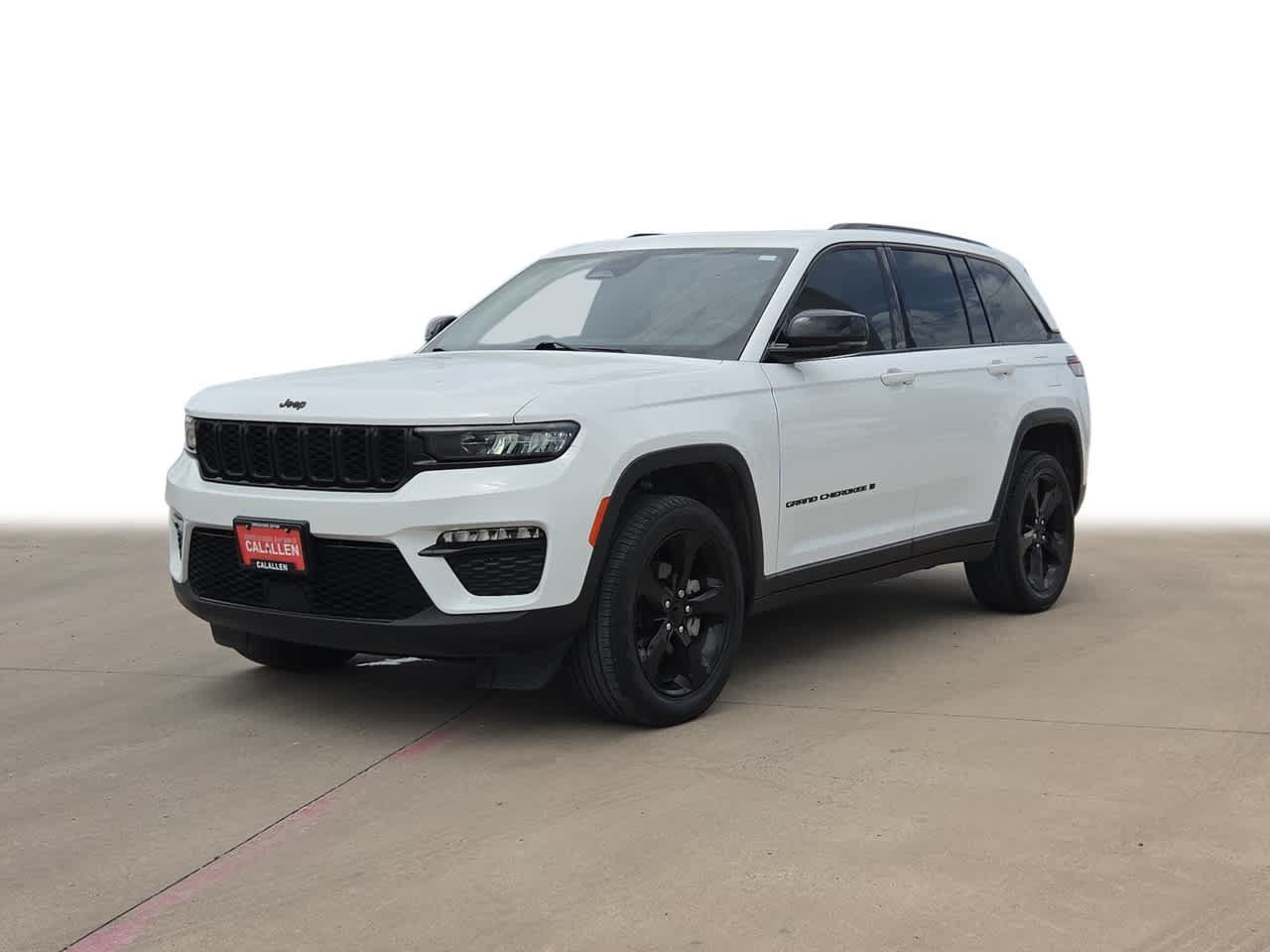 Used 2023 Jeep Grand Cherokee Limited w/ Black Appearance Package AWD/4WD image 1