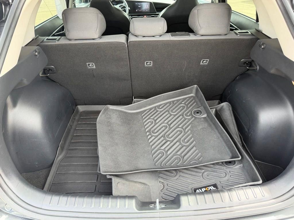 Used 2025 Kia Niro LX FWD image 16