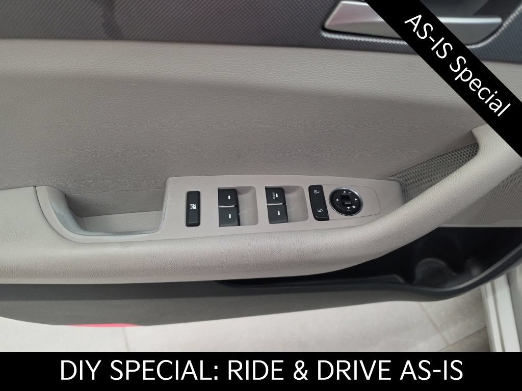 Used 2017 Hyundai Sonata SE FWD image 33
