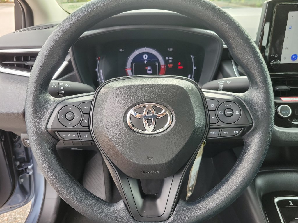Used 2026 Toyota Corolla LE FWD image 19