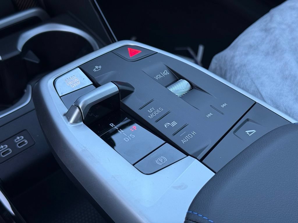 New 2027 BMW X1 xDrive28i AWD/4WD image 18