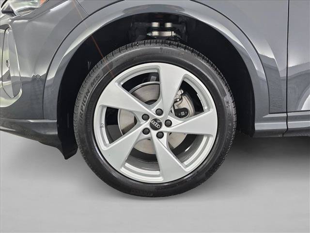 Used 2025 Audi Q5 Premium Plus w/ Premium Plus AWD/4WD image 28