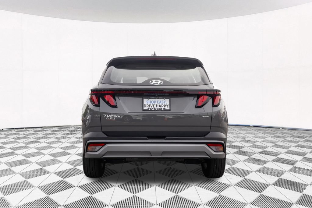 Used 2025 Hyundai Tucson SE AWD/4WD image 9