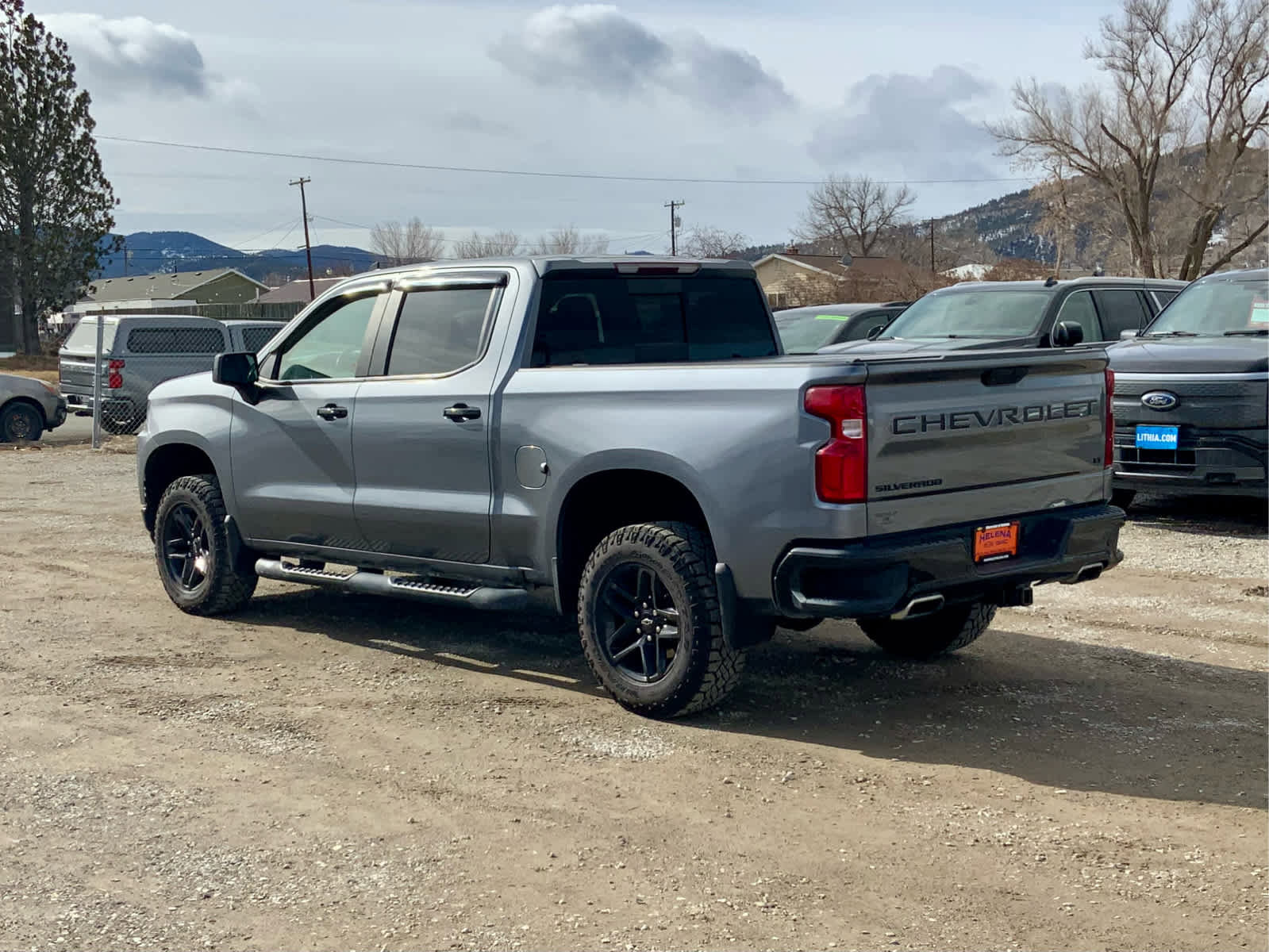 Used 2022 Chevrolet Silverado 1500 LT Trail Boss w/ LT Trail Boss Premium Package image 3