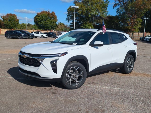 New 2026 Chevrolet Trax LT w/ Driver Confidence Package