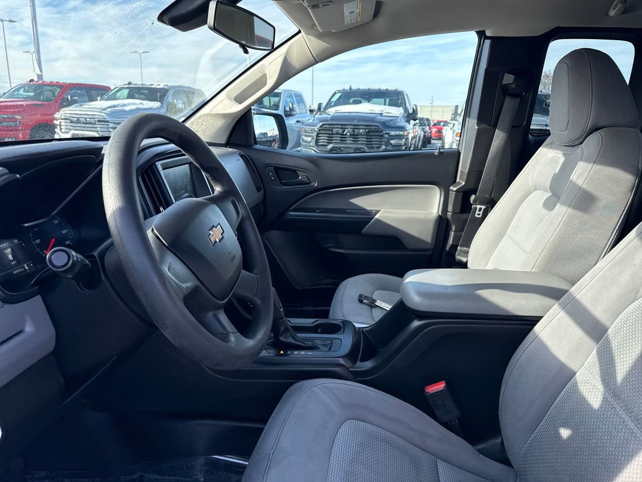 Used 2018 Chevrolet Colorado W/T image 14