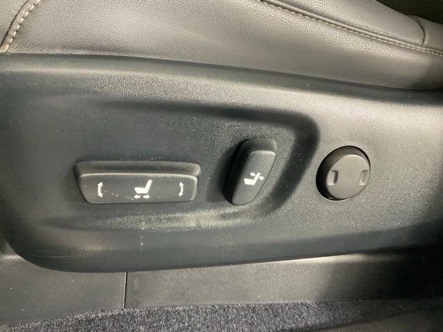 Used 2021 Lexus GX 460 Premium w/ Accessory Package AWD/4WD image 28
