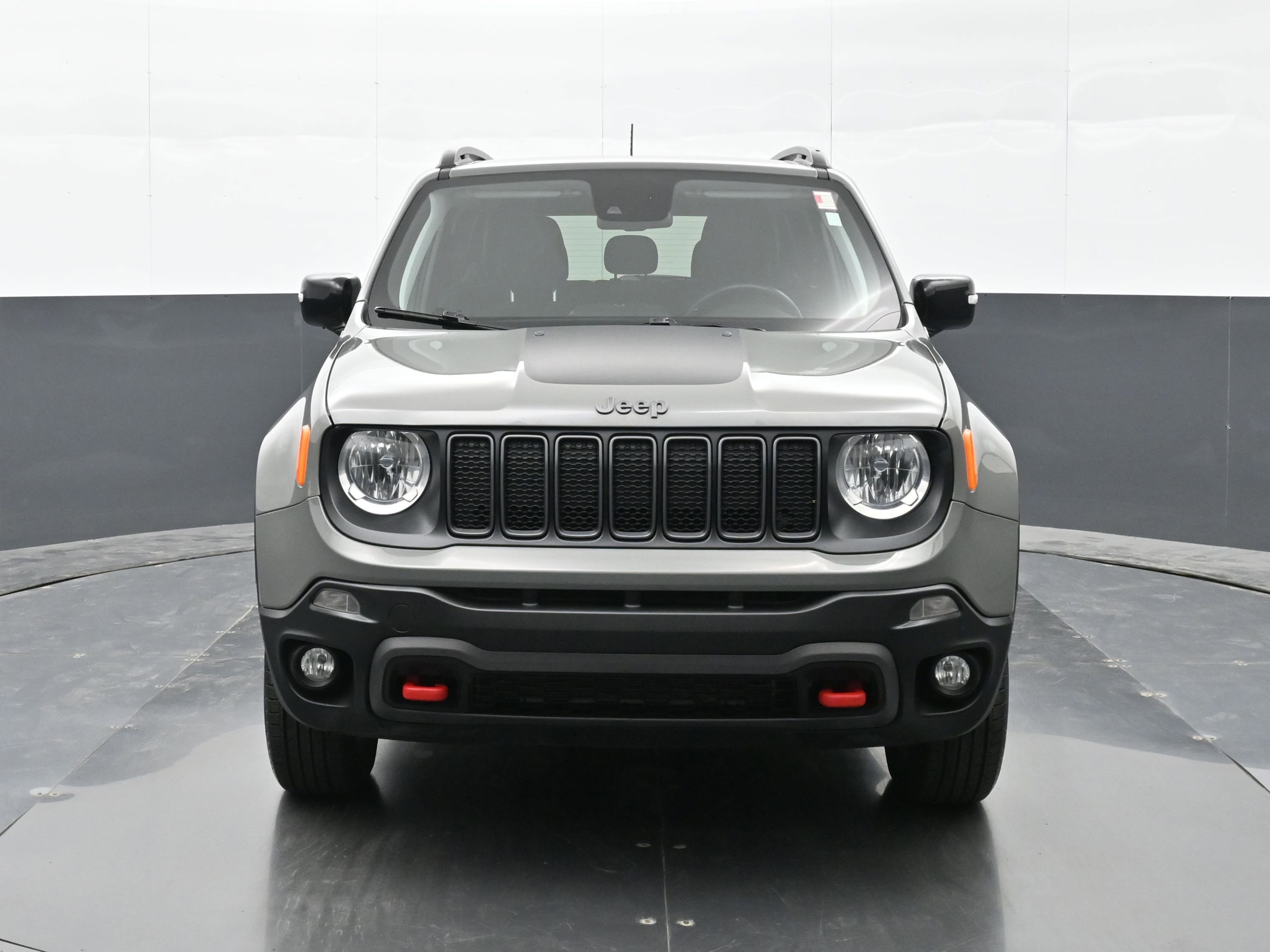 Used 2022 Jeep Renegade Trailhawk w/ Sun/Sound Group AWD/4WD image 3