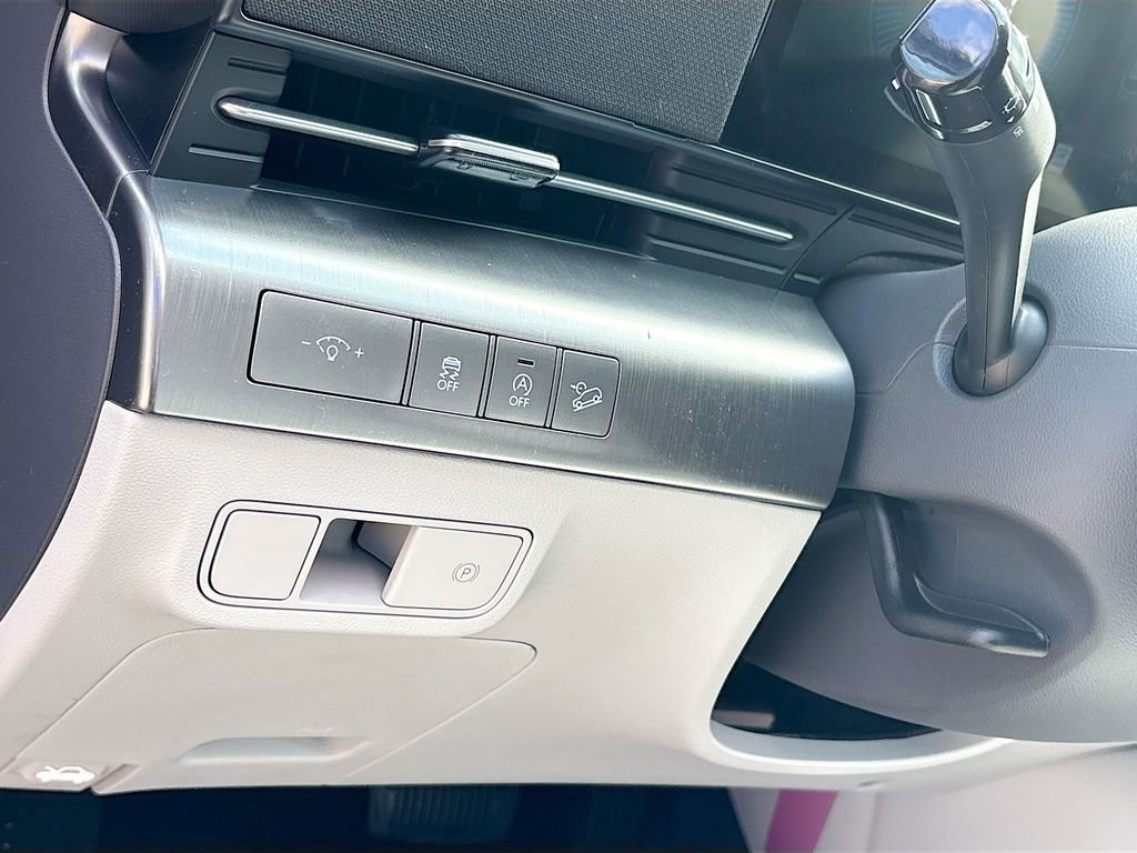 New 2026 Hyundai Kona SE image 10