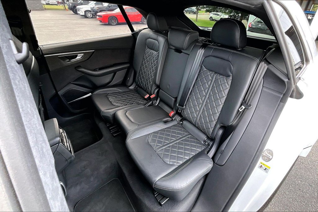 Used 2023 Audi SQ8 Prestige AWD/4WD image 24