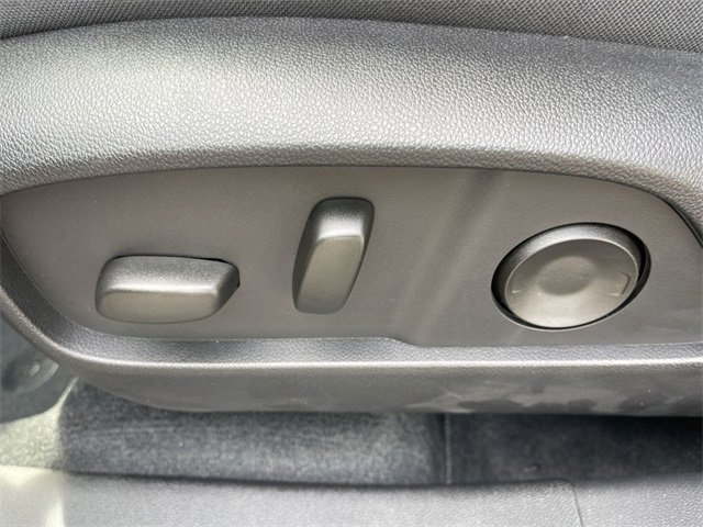 New 2026 Chevrolet Equinox LT w/ Convenience Package II image 12