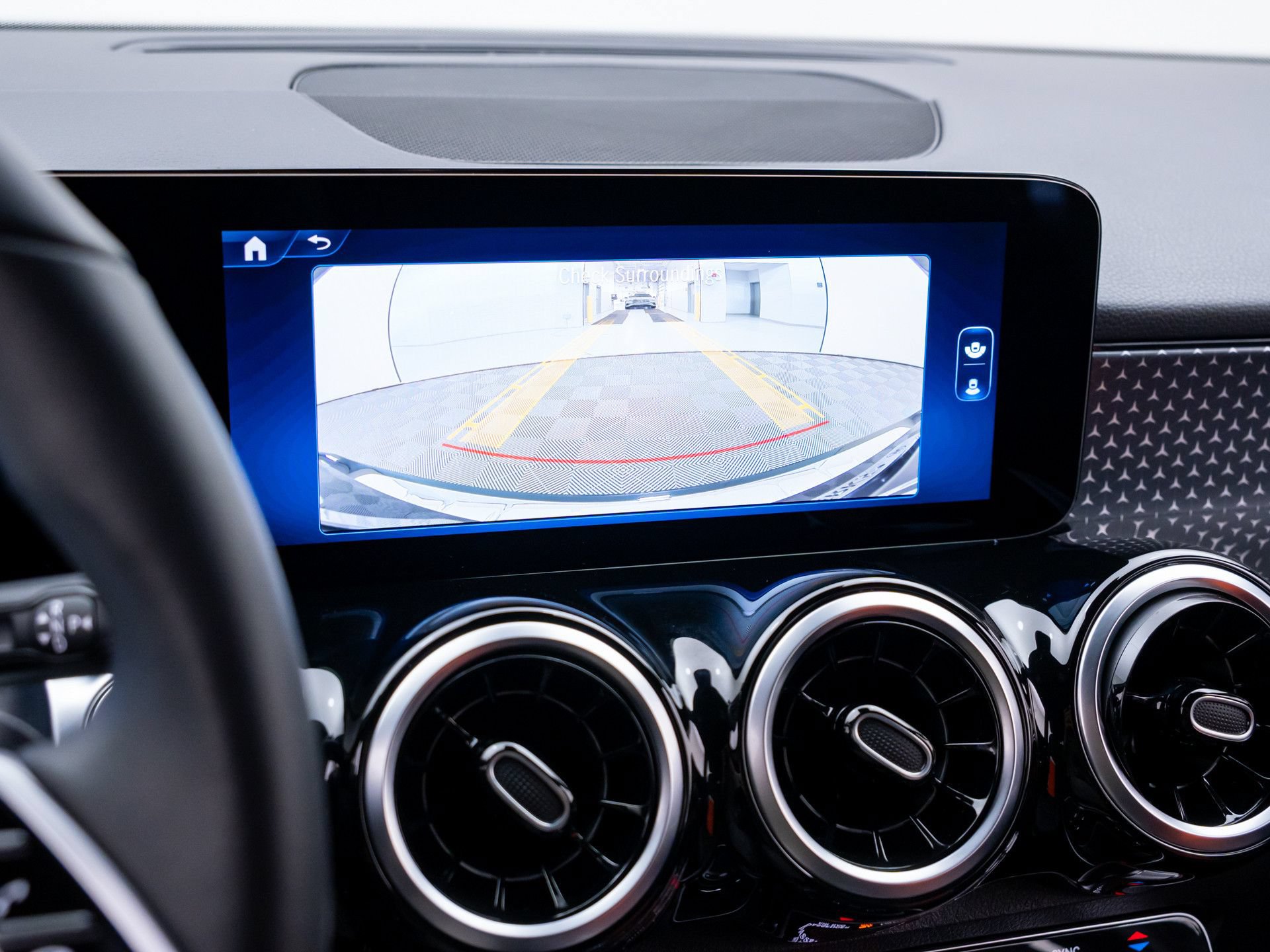 Used 2026 Mercedes-Benz GLB 250 image 26