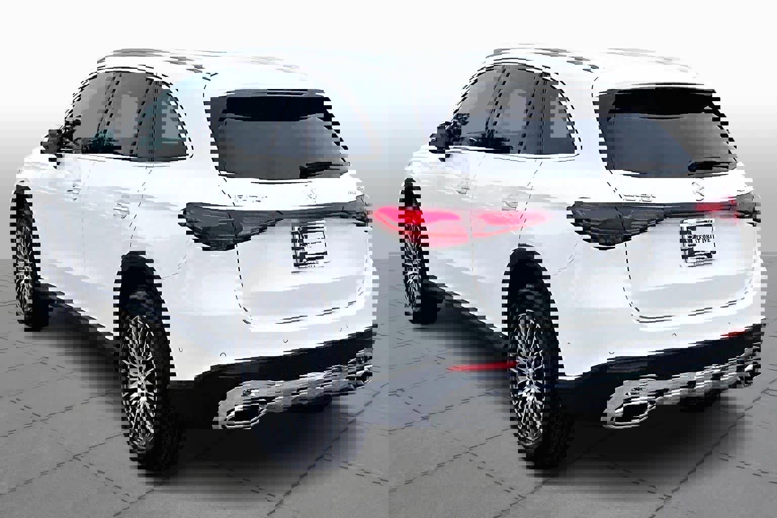 Certified 2025 Mercedes-Benz GLC 300 4MATIC image 12