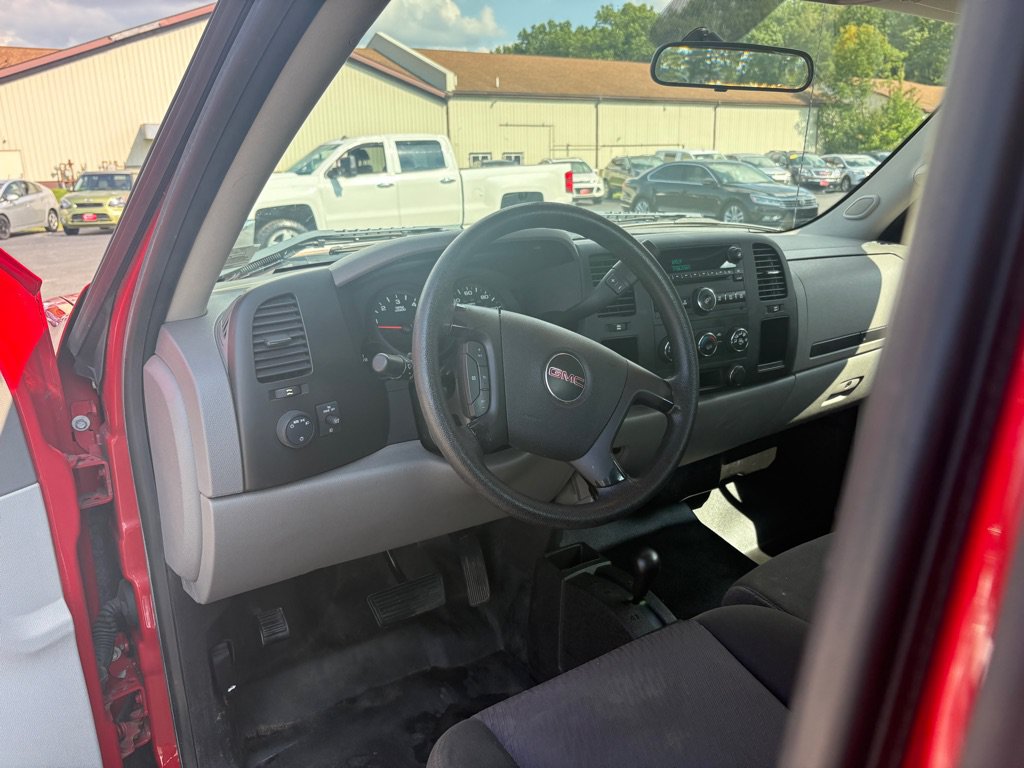 Used 2013 GMC Sierra 1500 W/T w/ Work Truck Plus Package AWD/4WD image 13