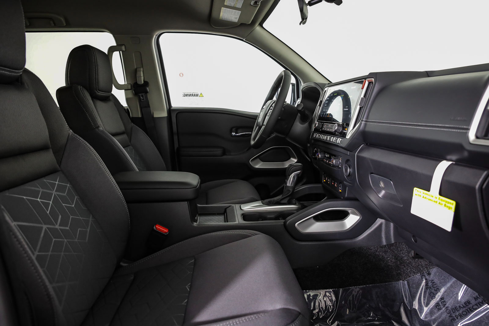 New 2025 Nissan Frontier SV w/ SV Convenience Package AWD/4WD image 18
